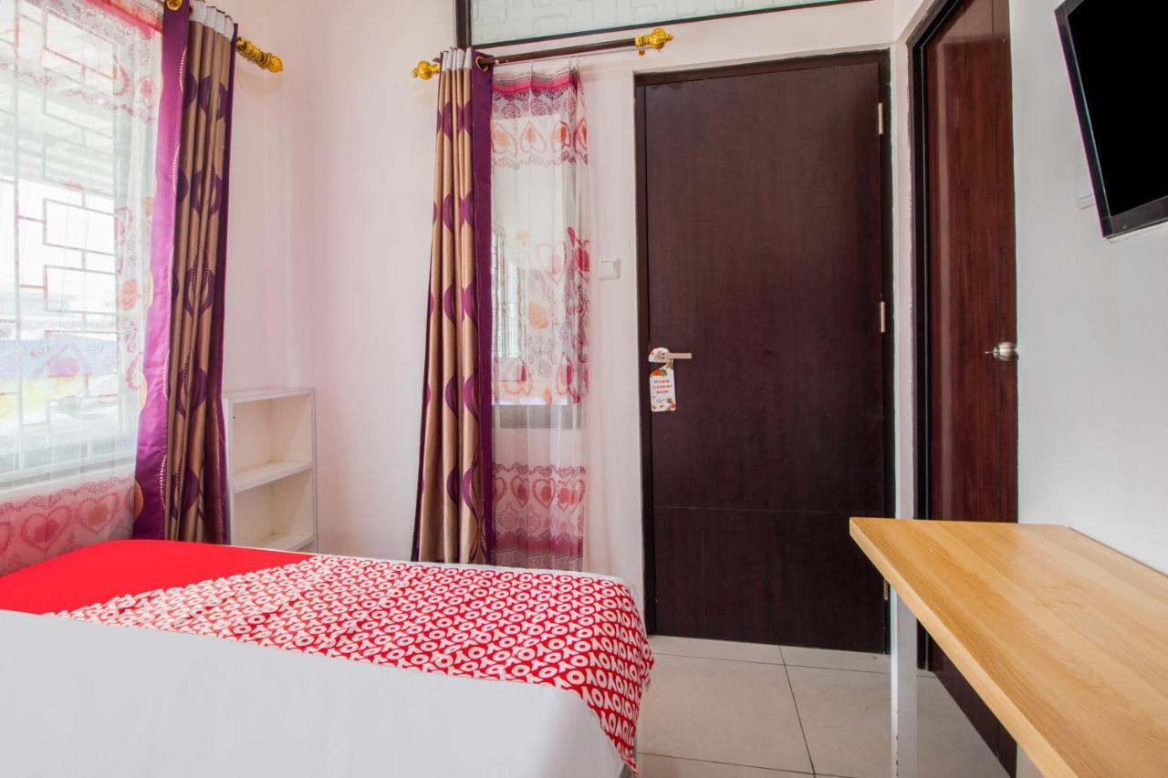 Oyo 3256 Rukost I8 Hotel การาวัง ภายนอก รูปภาพ