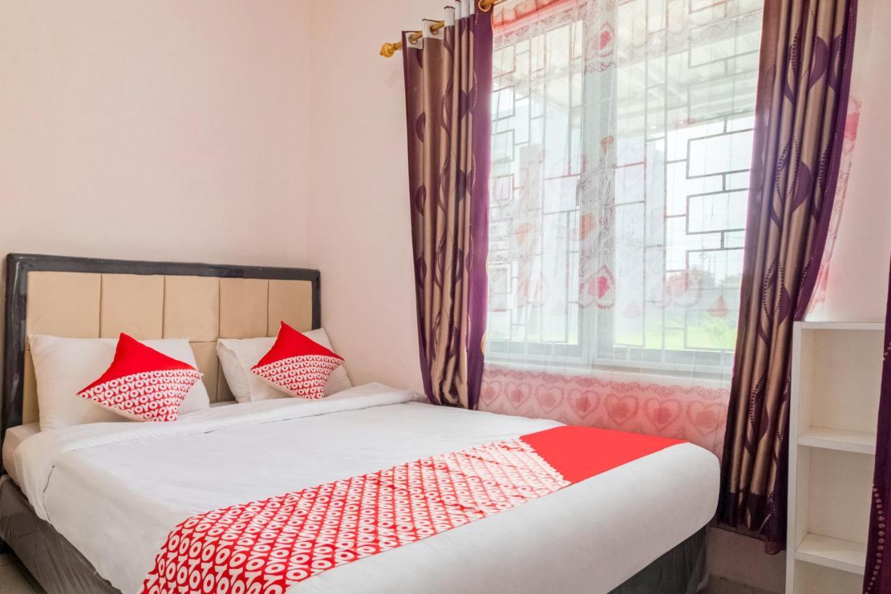 Oyo 3256 Rukost I8 Hotel การาวัง ภายนอก รูปภาพ