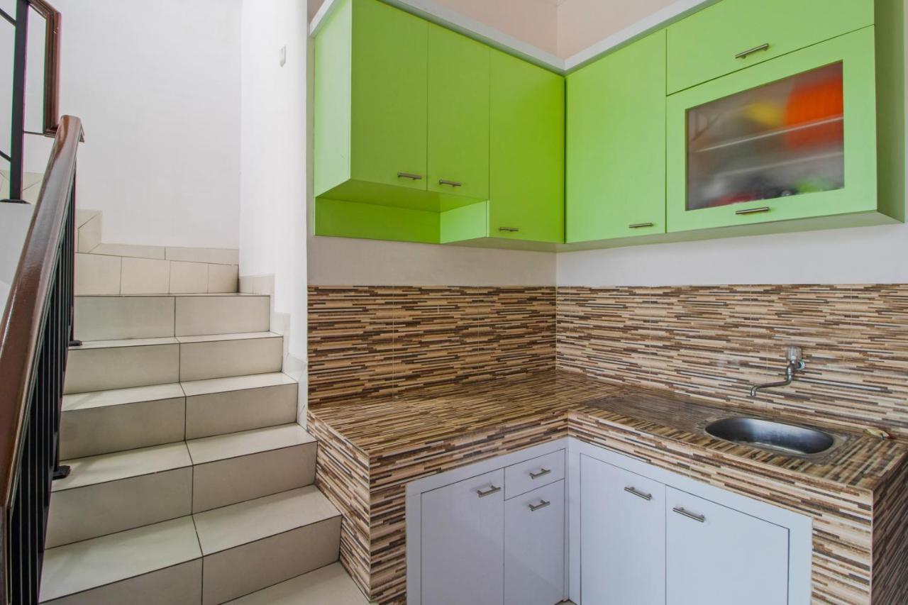 Oyo 3256 Rukost I8 Hotel การาวัง ภายนอก รูปภาพ
